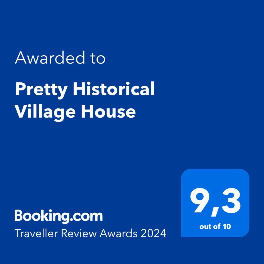 Pretty Historical Village House Grimaud Exterior foto